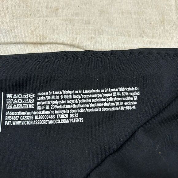 Ladies Victoria’s Secret On Point Live Black V Front Yoga‎ Pants Wide Leg Small - Picture 12 of 12